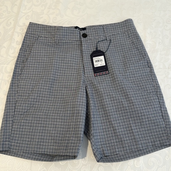 Ben Sherman Mini Checked Shorts. Men’s 30 - Picture 4 of 9